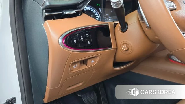 Genesis GV70 id 4293886 из Кореи 8