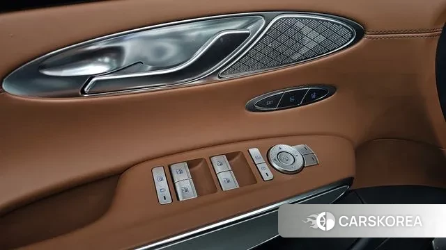 Genesis GV70 id 3002680 из Кореи 8