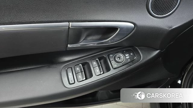 Hyundai Sonata (DN8) id 3916228 из Кореи 8