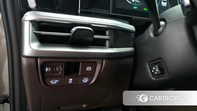 Hyundai Grandeur Hybrid (GN7) id 4696633 из Кореи 8