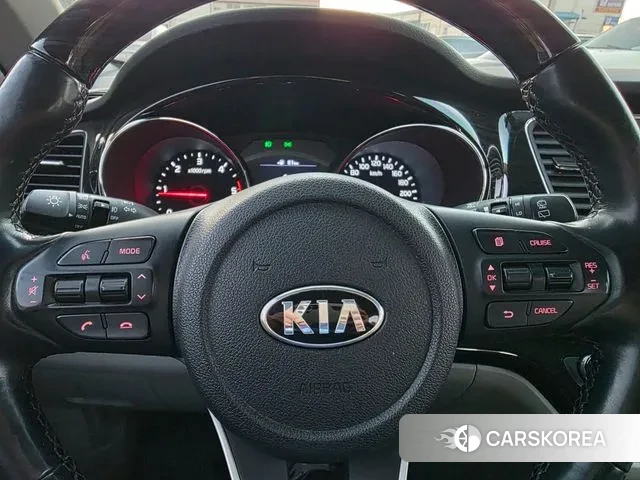 Kia The New Carnival id 3728567 из Кореи 8