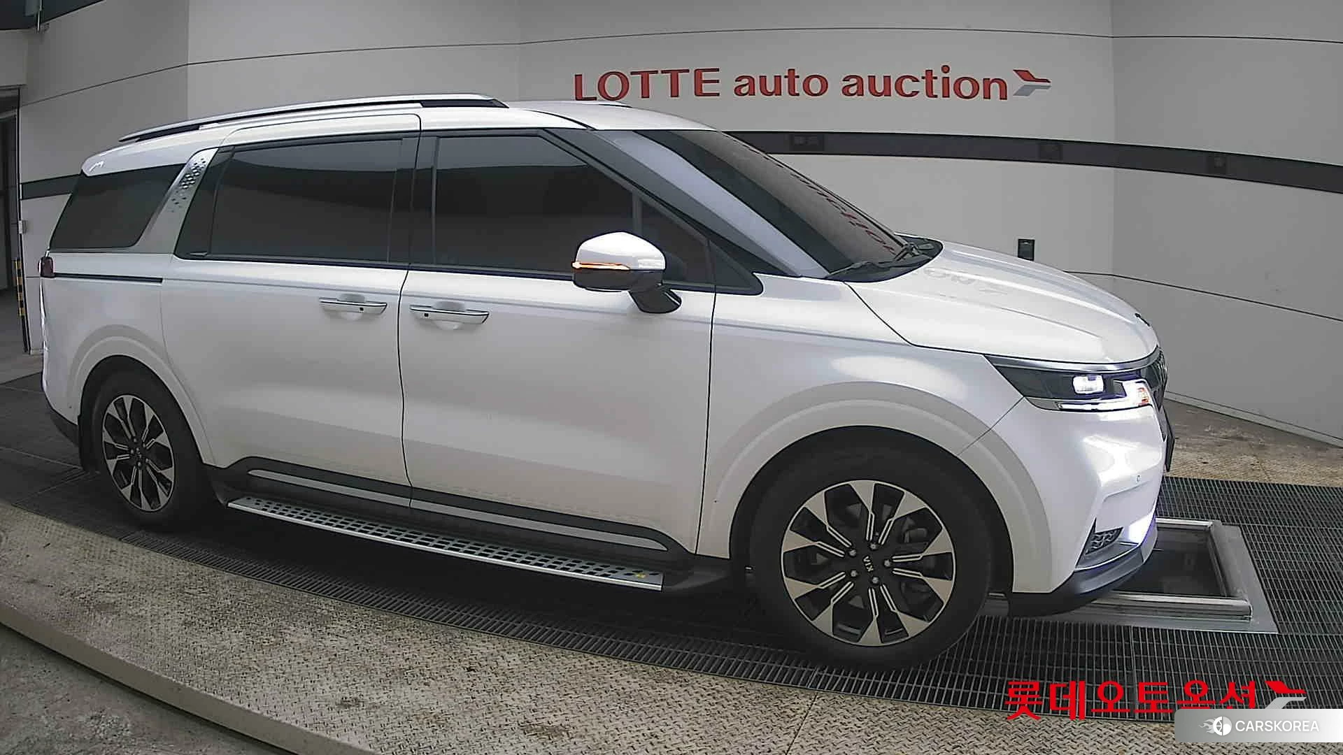 Kia Carnival Limousine id 3888376 из Кореи 8