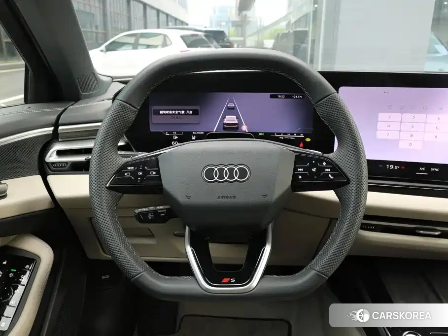 Audi A5L id 4601129 из Китая 8