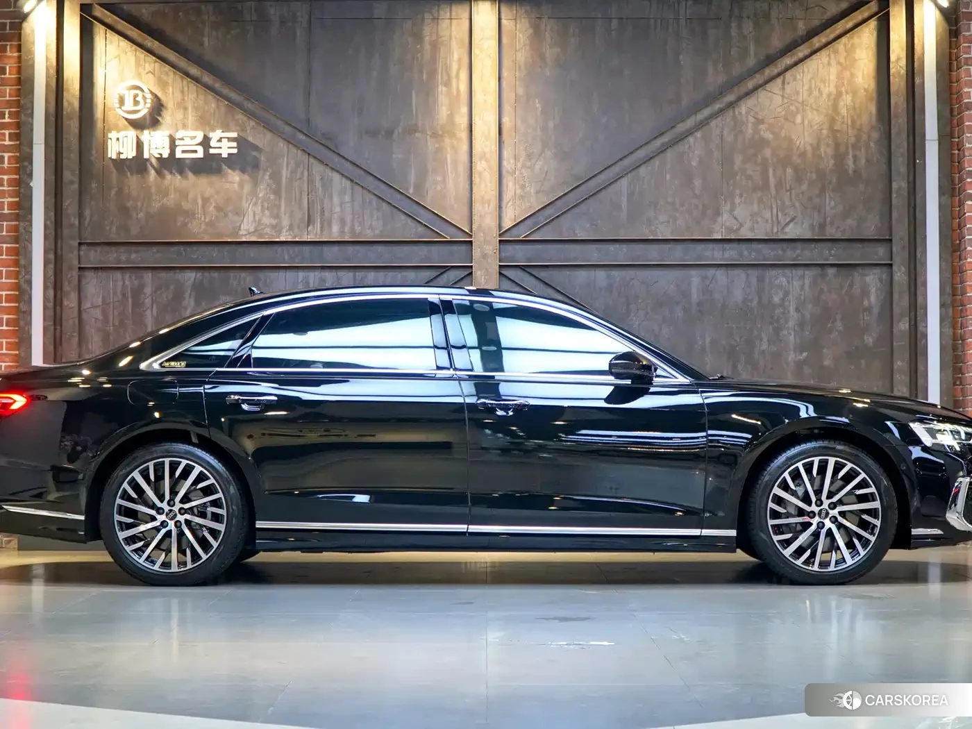 Audi A8 id 4514343 из Китая 8