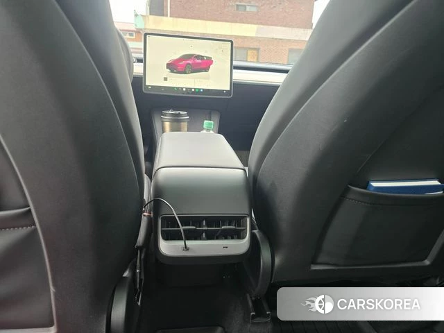 Tesla Model Y id 3939947 из Кореи 8