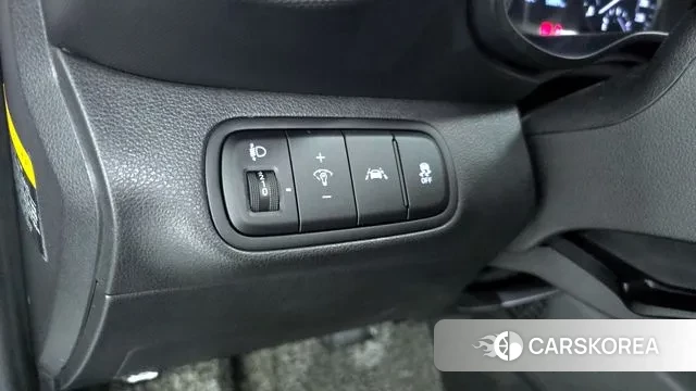 Hyundai Venue id 3402775 из Кореи 8