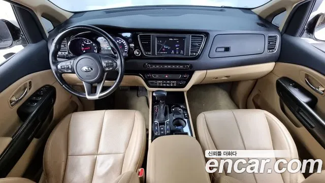 Kia The New Carnival id 2600370 из Кореи 8