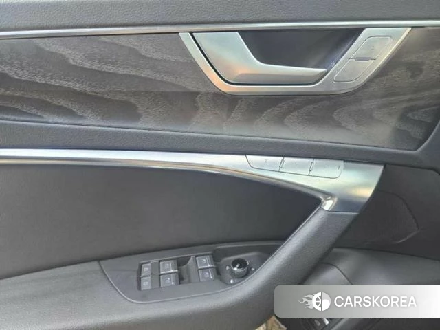 Audi A6 (C8) id 4482295 из Кореи 8
