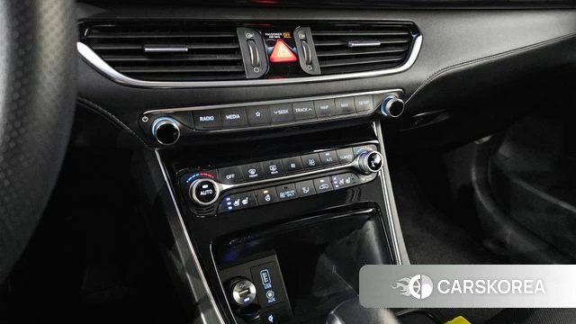 Hyundai Grandeur IG Hybrid id 4521061 из Кореи 8