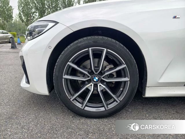 BMW 3 series id 4257586 из Китая 8