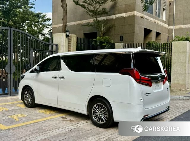Toyota Elfa id 4265985 из Китая 8