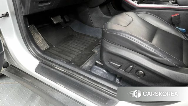 Kia Niro Plus id 4195205 из Кореи 8