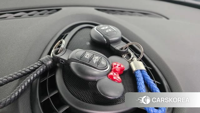 Mini Cooper S Convertible id 4620645 из Кореи 8