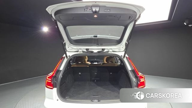 Volvo V60 Cross-Country 2nd Generation id 4855171 из Кореи 8