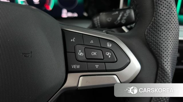 Volkswagen Golf 8th Generation id 4870496 из Кореи 8