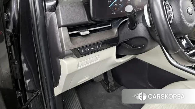 Kia Carnival 4th generation id 3567667 из Кореи 8