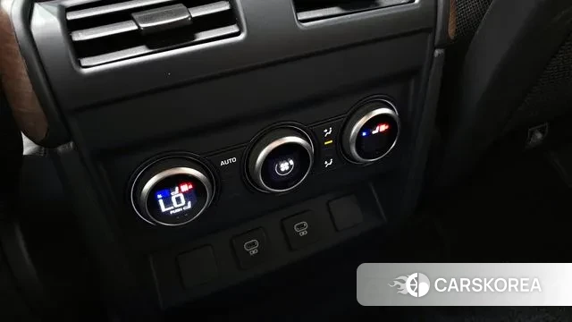 Land Rover Defender (L663) id 2914894 из Кореи 8