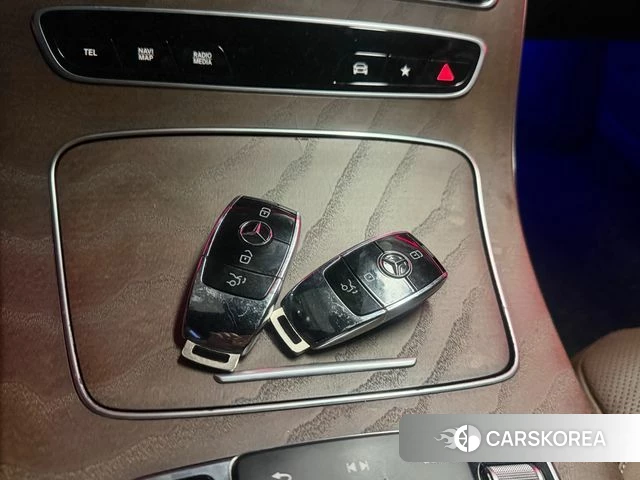 Mercedes-Benz E-Class W213 id 4249606 из Кореи 8