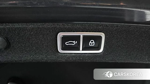 Hyundai Grandeur Hybrid (GN7) id 3891604 из Кореи 8