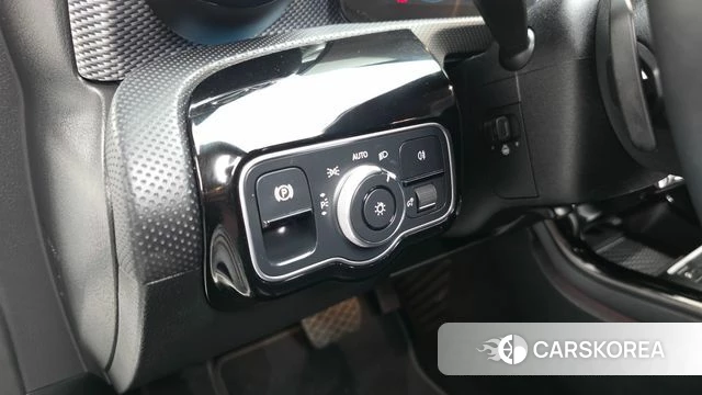 Mercedes-Benz A-Class W177 id 4764514 из Кореи 8