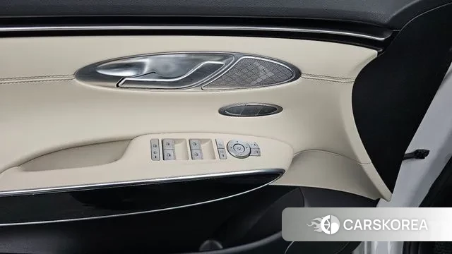 Genesis GV70 id 3524076 из Кореи 8