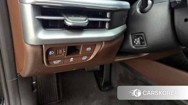 Hyundai Grandeur Hybrid (GN7) id 3517740 из Кореи 8