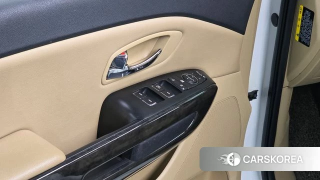 Kia The New Carnival id 3820531 из Кореи 8