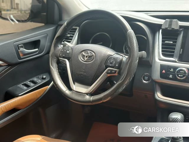 Toyota Highlander id 4262435 из Китая 8