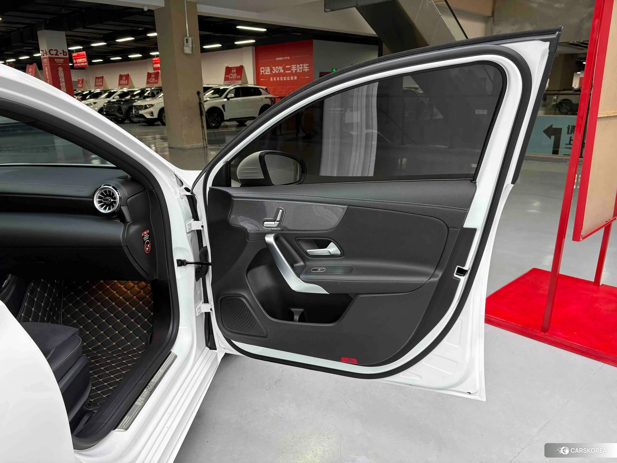 Mercedes-Benz Class A id 4467788 из Китая 8