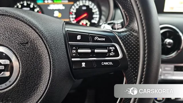 Kia Stinger id 3622142 из Кореи 8