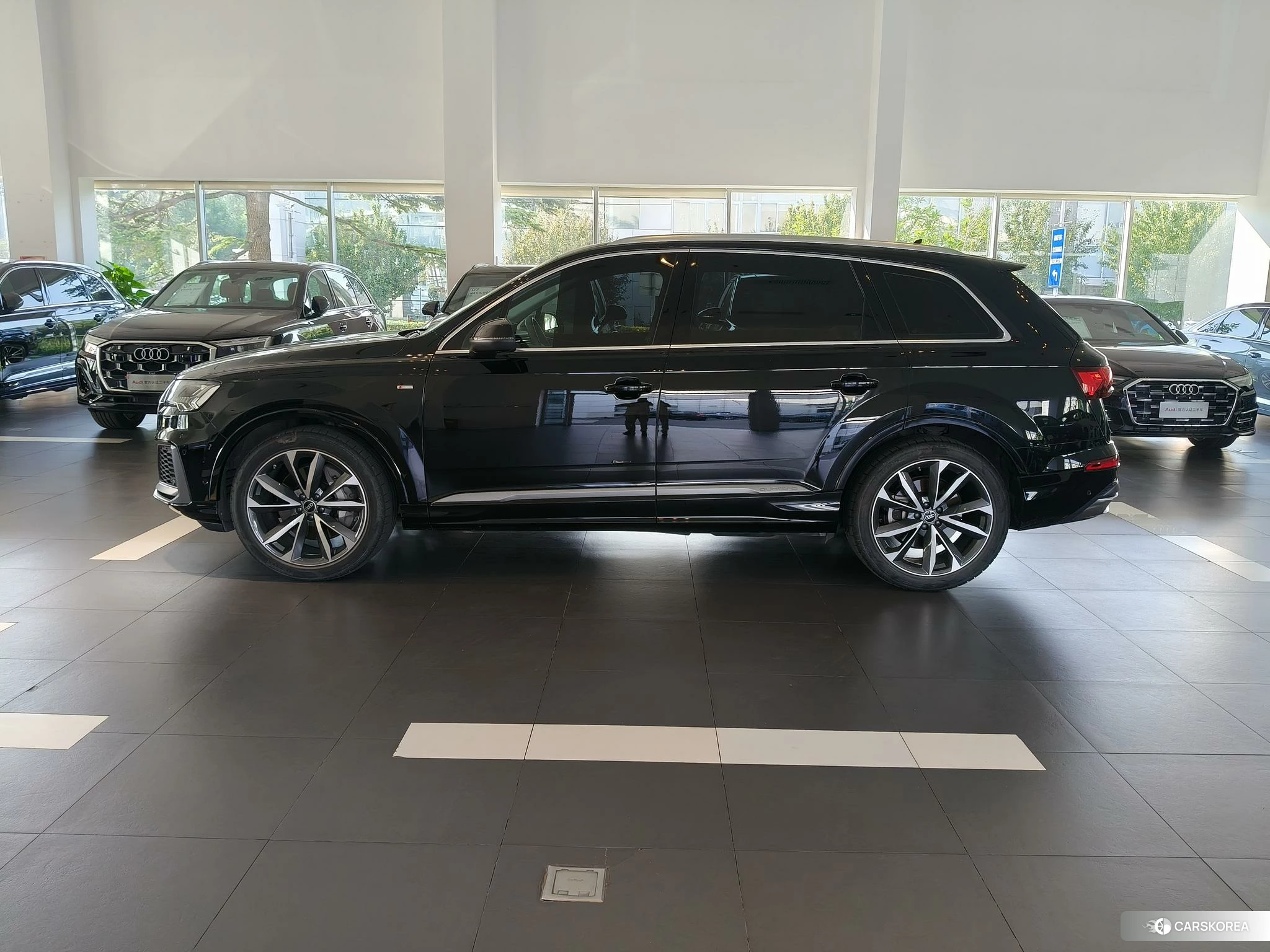 Audi Q7 id 4504861 из Китая 8