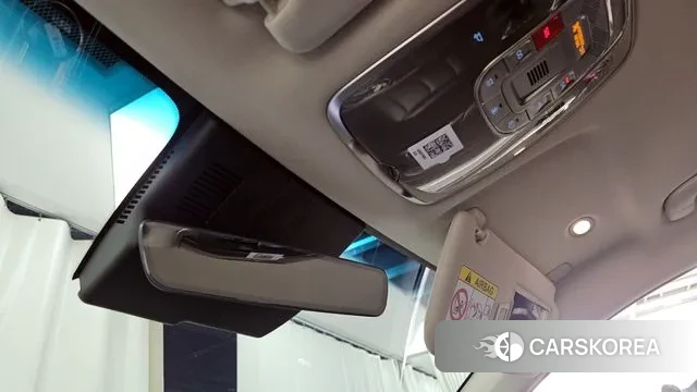 Genesis GV70 id 3585622 из Кореи 8