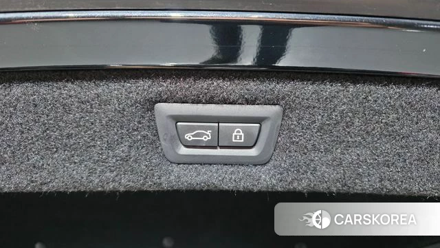 BMW 8 Series (G15) id 4494707 из Кореи 8