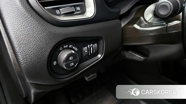 Jeep Renegade id 3852998 из Кореи 8