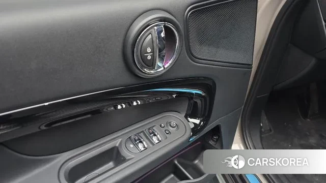 Mini Cooper Countryman id 3605804 из Кореи 8