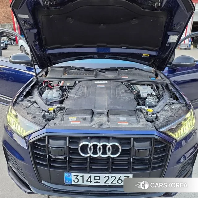 Audi Q7 (4M) id 3696291 из Кореи 8