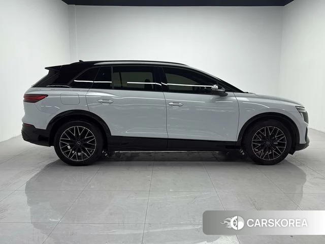 Audi Q5 e-tron id 4240629 из Китая 8