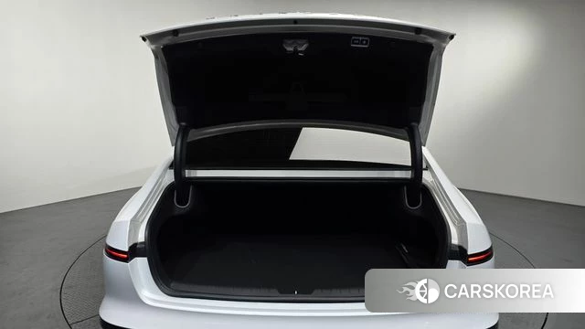 Hyundai Grandeur (GN7) id 4428120 из Кореи 8