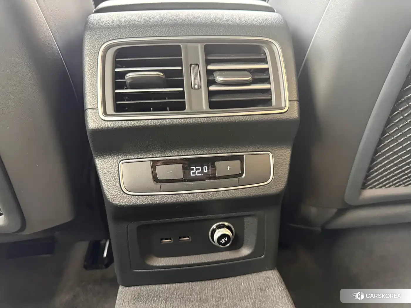 Audi Q5L id 4669226 из Китая 8