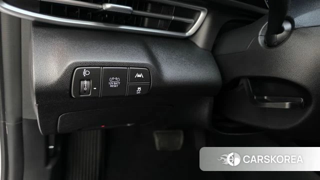 Hyundai Avante Hybrid (CN7) id 4488765 из Кореи 8