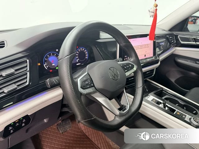 Volkswagen Tourang id 4299752 из Китая 8