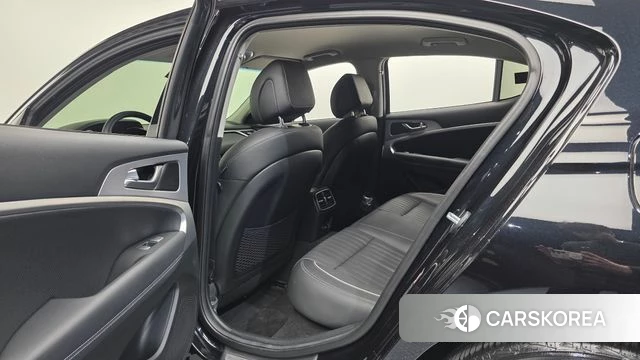 Genesis G70 id 3853340 из Кореи 8