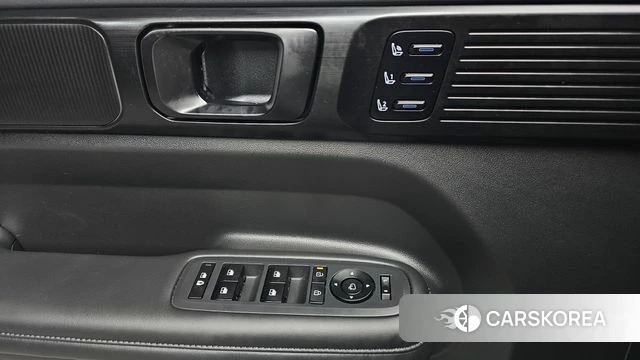 Hyundai Santa Fe (MX5) id 4505788 из Кореи 8