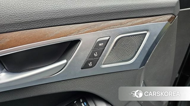 Genesis G80 id 4742377 из Кореи 8