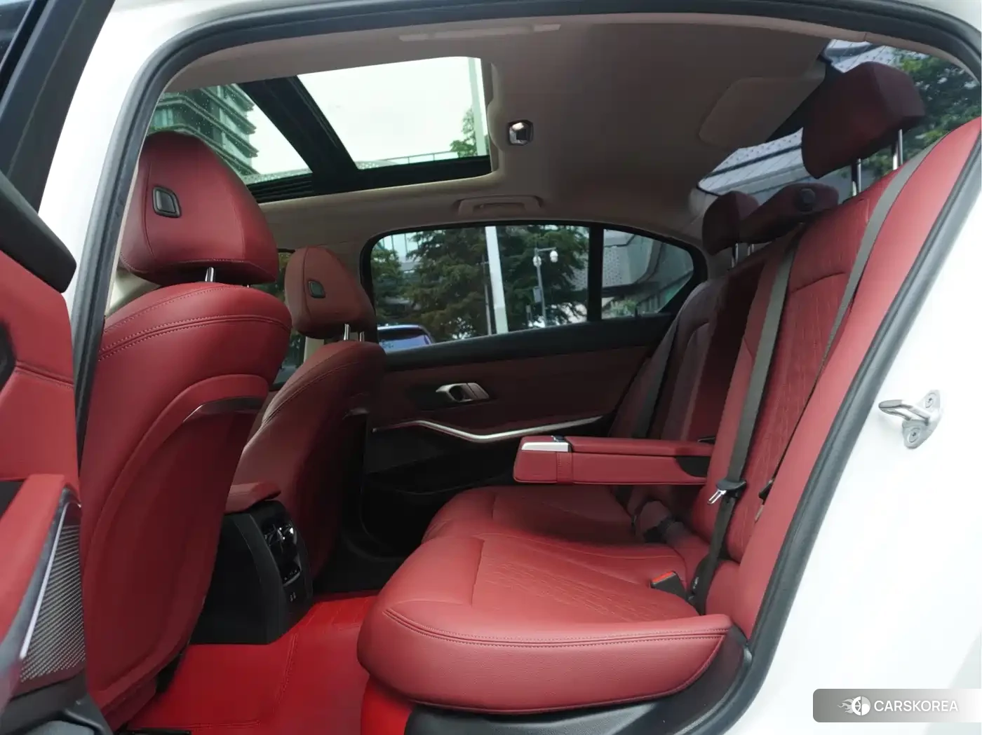 BMW 3 series id 4546298 из Китая 8