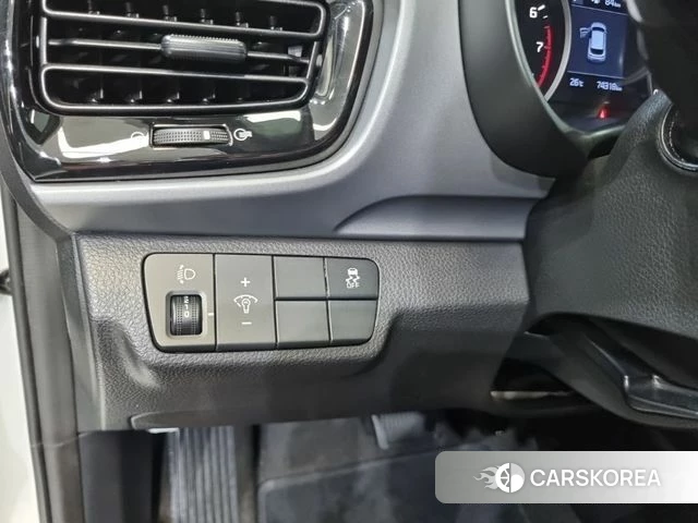 Kia Stonic id 4519567 из Кореи 8