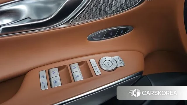 Genesis GV70 id 3645609 из Кореи 8