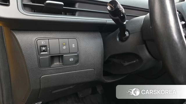 Hyundai Staria id 3897718 из Кореи 8