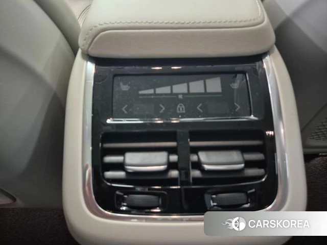 Volvo XC60 second Generation id 4329273 из Кореи 8