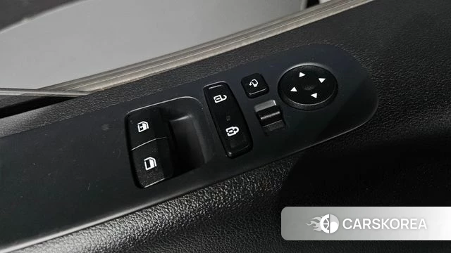 Hyundai Staria id 4936035 из Кореи 8